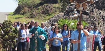 Peregrinos da cidade de Belo Vale participam de Missa na Basílica das Romarias