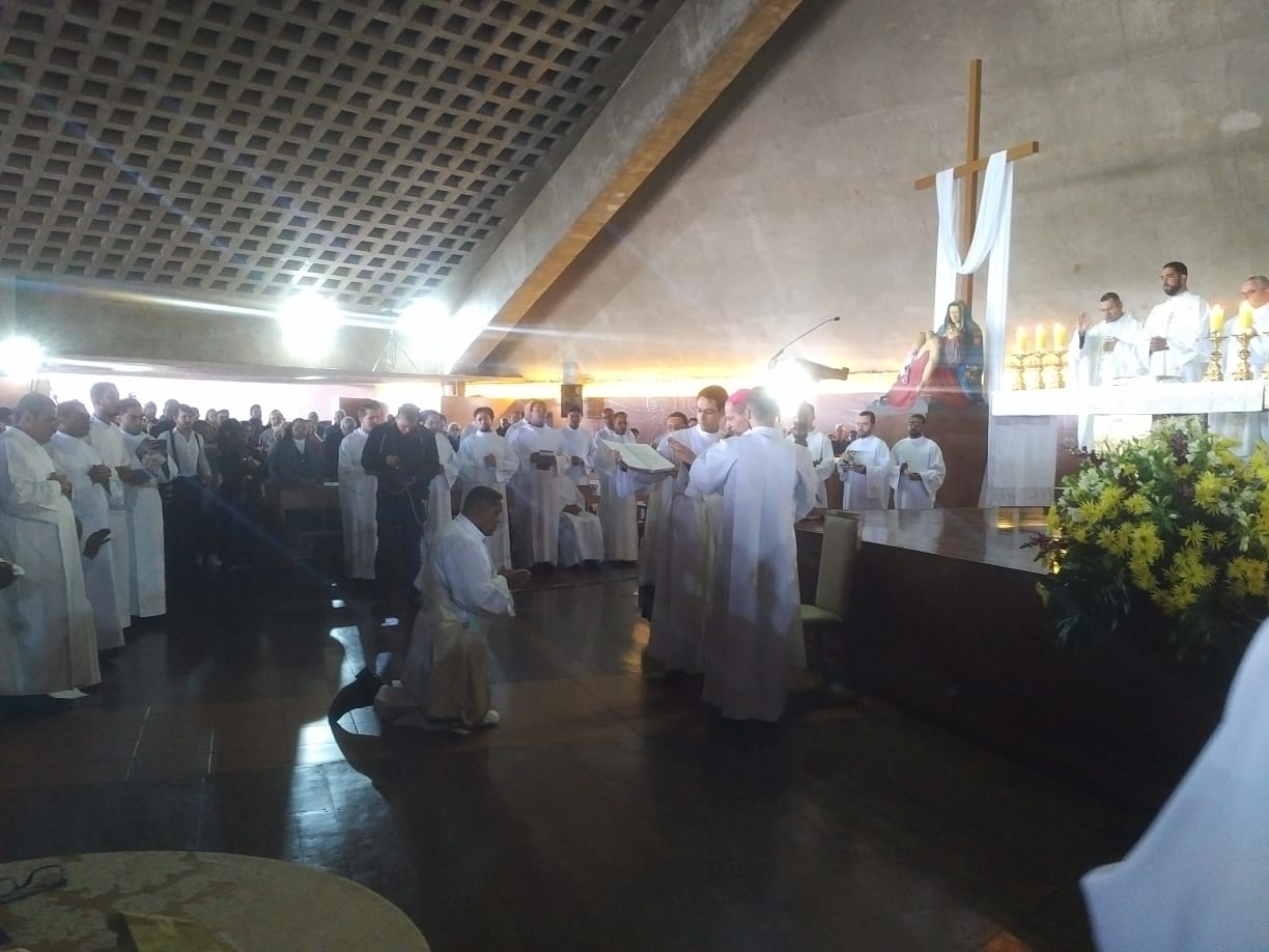 Luiz Gustavo é ordenado sacerdote no Santuário Basílica da Padroeira de Minas