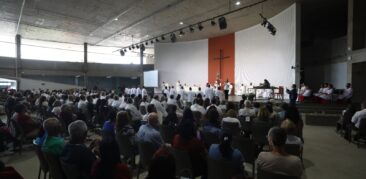 Boas-vindas aos dezesseis leitores e acólitos – cerimônia de instituição na Catedral Cristo Rei : 4 de agosto