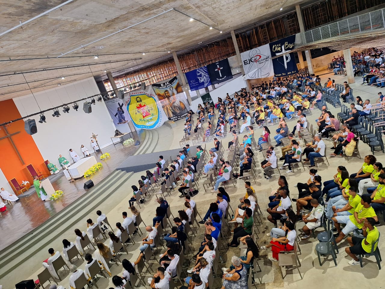 [ Galeria de fotos] Missa de Abertura dos EJCS na Catedral Cristo Rei