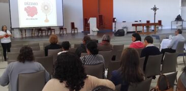 Catedral Cristo Rei: Agentes da Pastoral do Dízimo participam de Encontro de Formação da Rensc