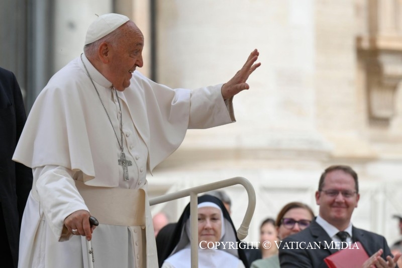 “Os salmos enriquecem a nossa oração”