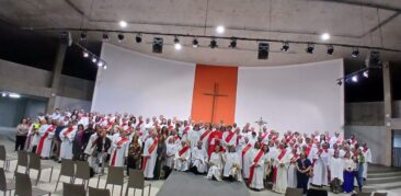 Catedral Cristo Rei: Diáconos permanentes renovam votos durante a Festa de São Lourenço