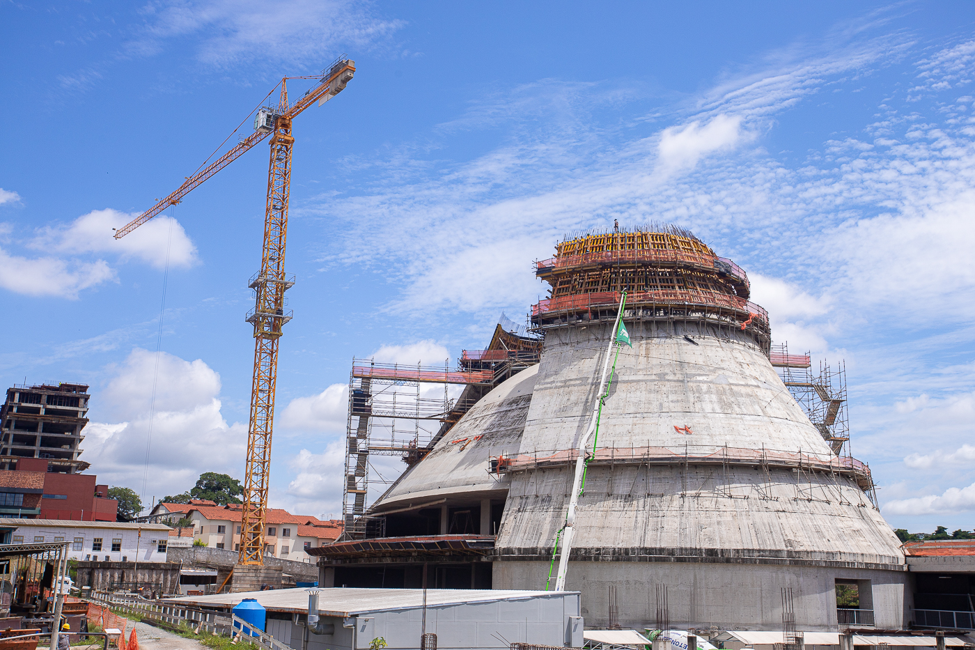 Nova concretagem no Pórtico Norte da Catedral Cristo Rei – quinta-feira, dia 23