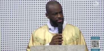 Homilia dominical: “Em Cristo,  Deus escolhe nos tornar parte de sua natureza”