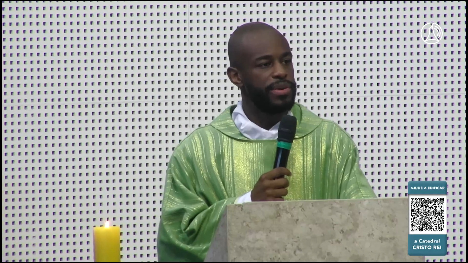 Homilia dominical: “Sejamos luz, reflexos da graça de Deus”