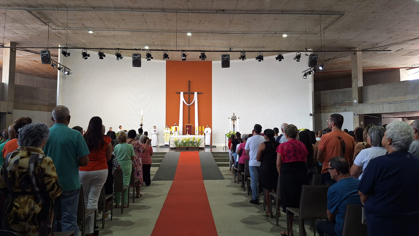 Dom Walmor: “Jesus ressuscitou! É o que proclamamos com alegria no domingo de Páscoa”