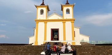 Padres da maturidade do Convivium Emaús visitam o Santuário Basílica Nossa Senhora da Piedade – Padroeira de Minas Gerais