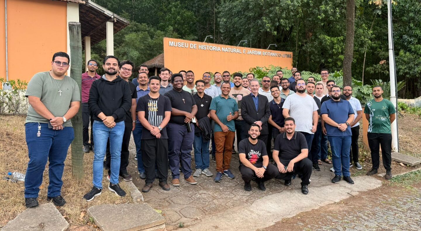 Seminaristas vivenciam tarde cultural no Presépio do Pipiripau e resgatam tradições mineiras