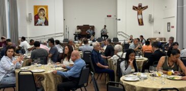 Natal no Convivium Emaús: almoço especial reúne padres da maturidade, familiares e amigos