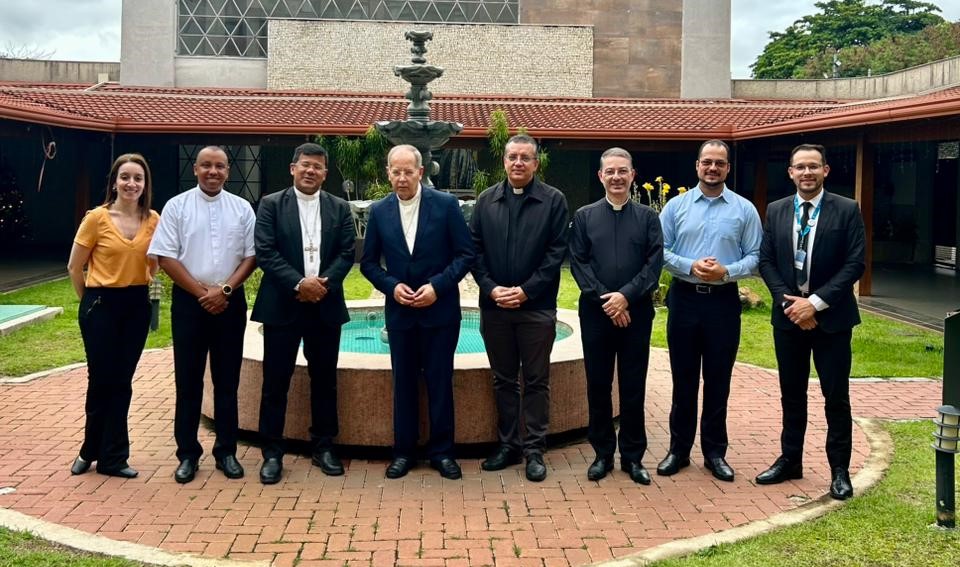 Dom Walmor nomeia reitor para o Seminário Arquidiocesano Coração Eucarístico de Jesus: padre Odinei de Paiva Magalhães