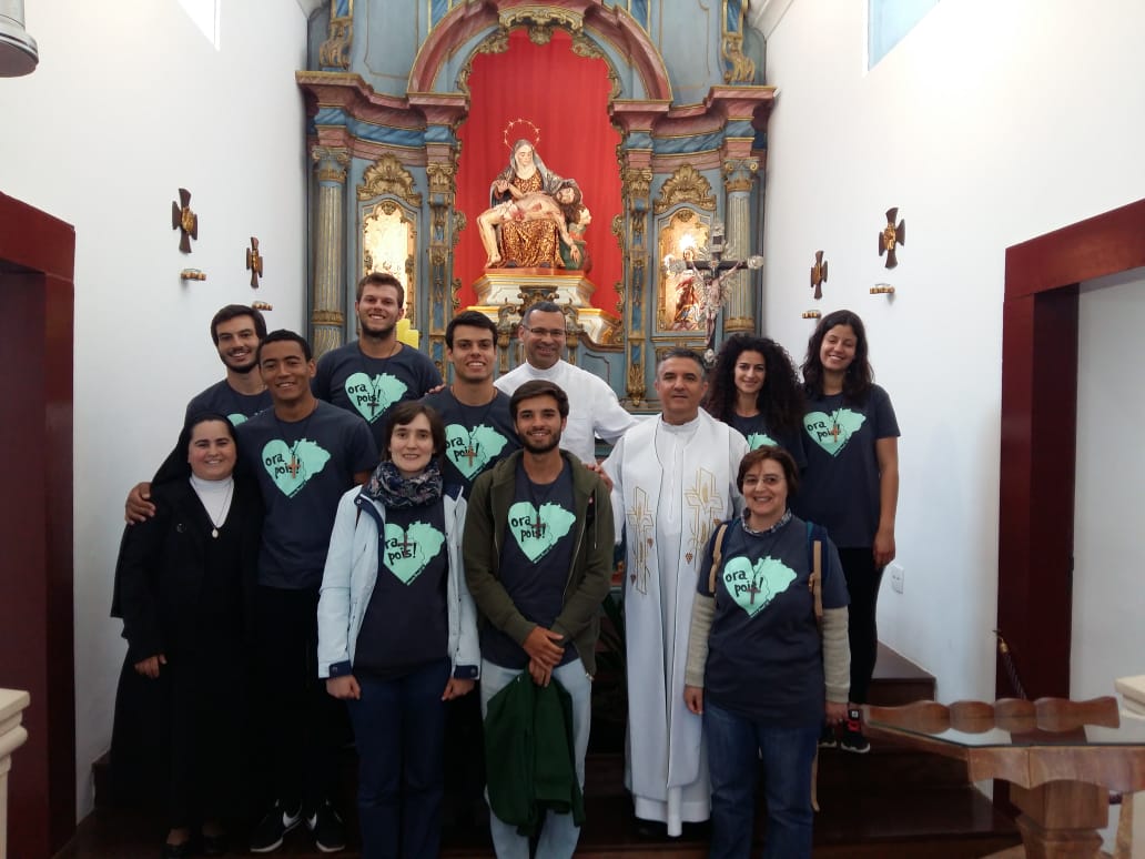 Santuário da Padroeira de Minas recebe peregrinação de grupo de Portugal