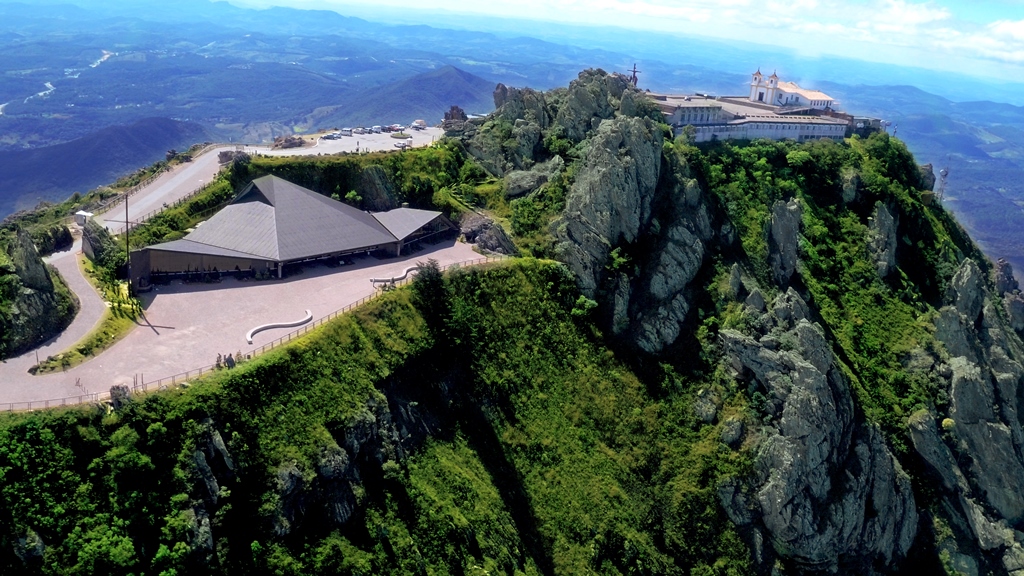 Santuário da Padroeira de Minas: as belezas da fé e da natureza esperam por você