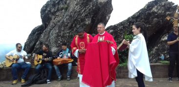 Missa no Domingo de Ramos e Paixão do Senhor no Santuário Basílica de Nossa Senhora da Piedade