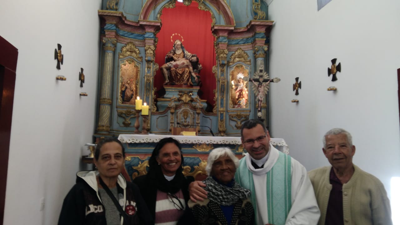 Peregrina celebra seus 98 anos no Santuário da Padroeira de Minas Gerais