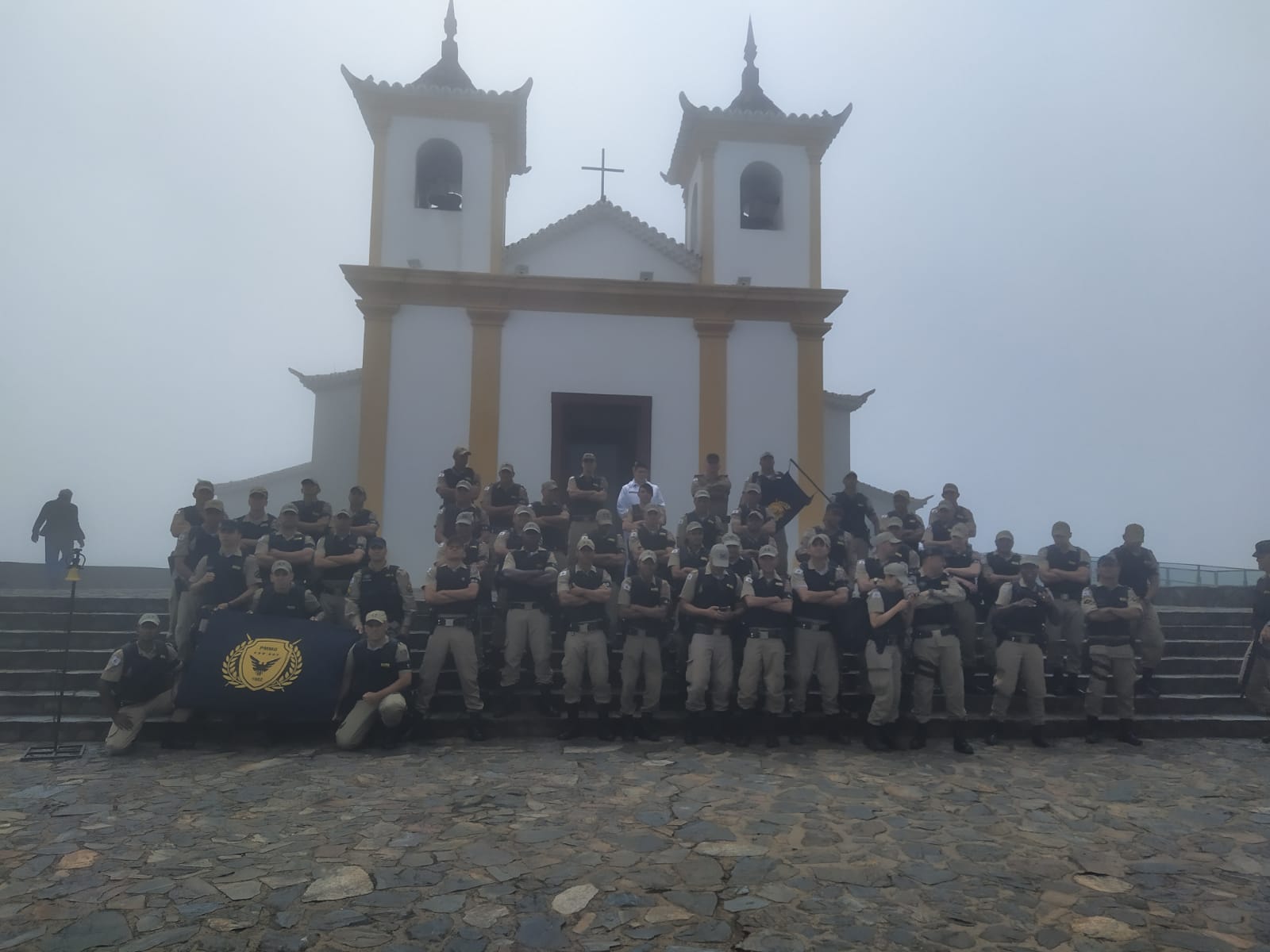 Policiais Militares celebram conclusão de curso no Santuário da Padroeira de Minas Gerais