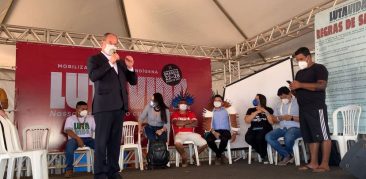 Presidente e secretário-geral da CNBB levam solidariedade e apoio a povos indígenas de todo o país em visita a acampamento