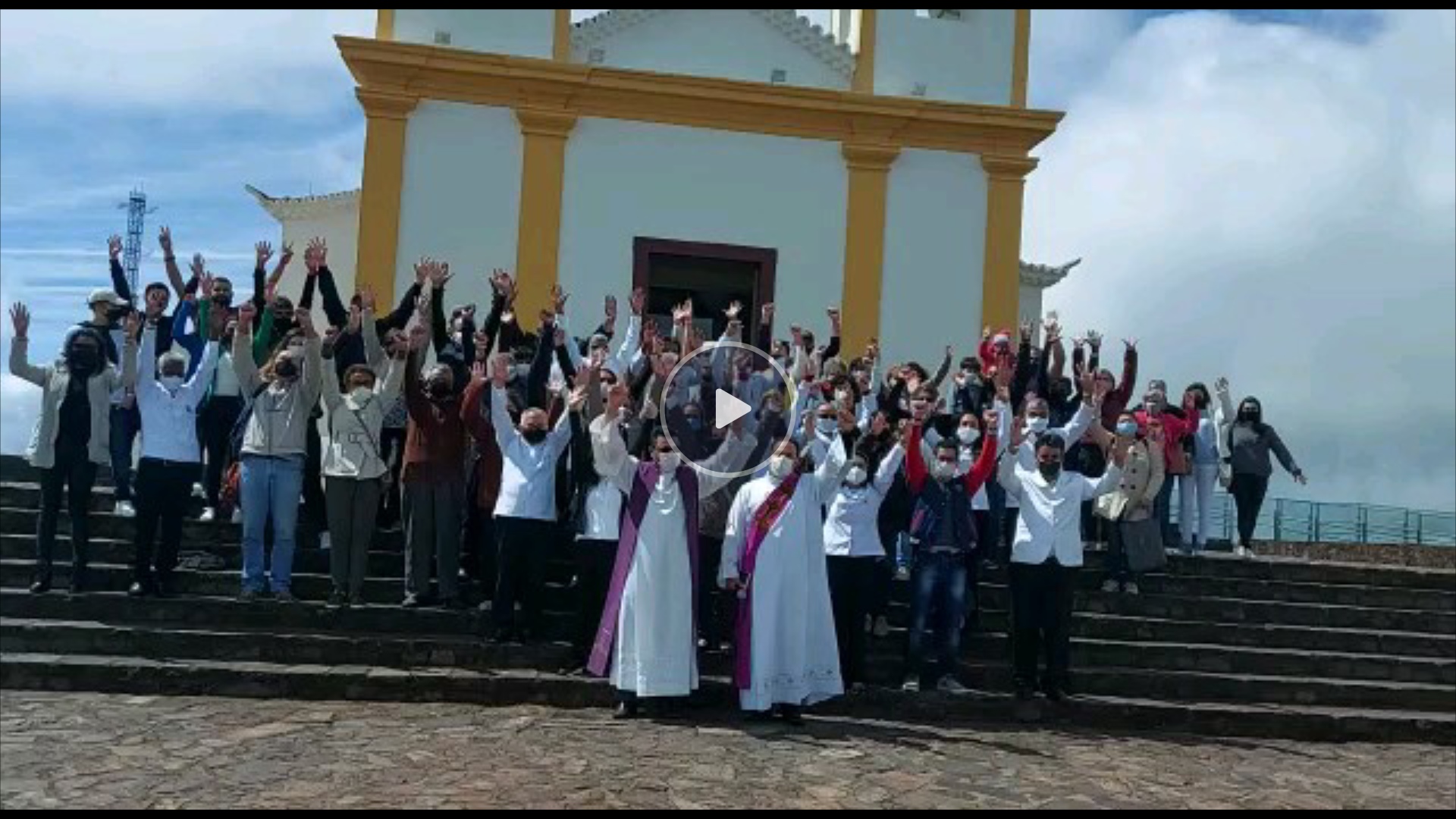 Santuário Basílica da Padroeira de Minas recebe importantes servidores da Igreja