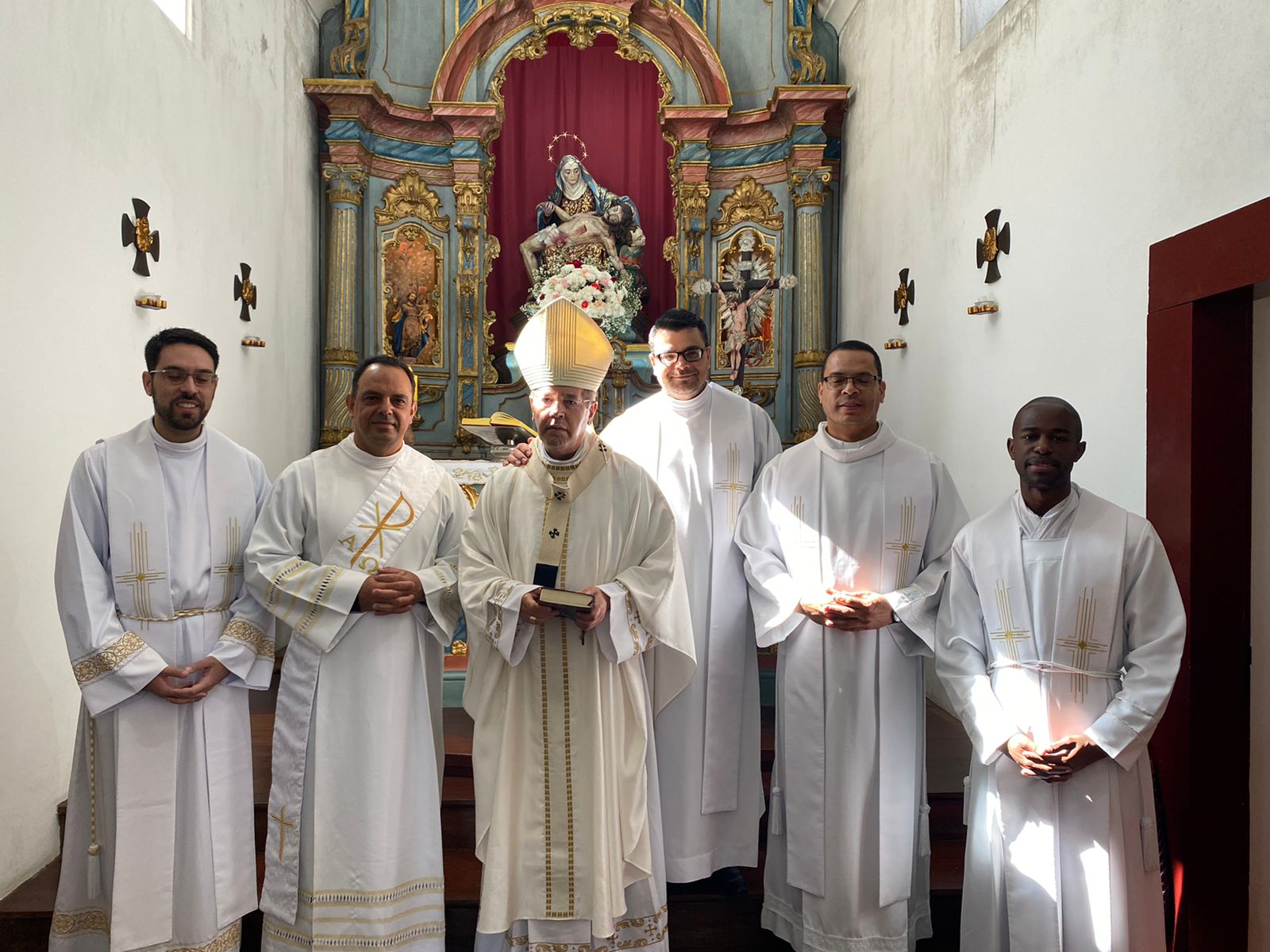 Celebração Eucarística em Ação de Graça aos 24 anos de Ordenação Episcopal de dom Walmor