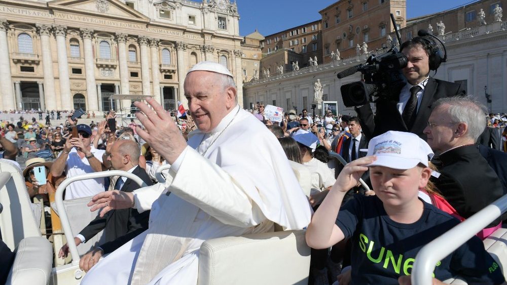 Catequese do Papa: Os idosos têm a sabedoria da vida