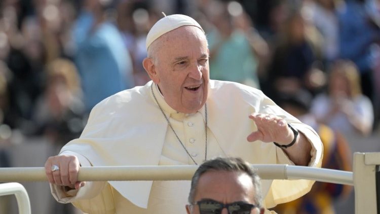 Catequese do Papa: “Ver Jesus como o nosso maior e fiel amigo”