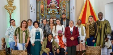 Peregrinação das senhoras acolhidas pela Casa Santa Zita ao Santuário da Mãe Piedade