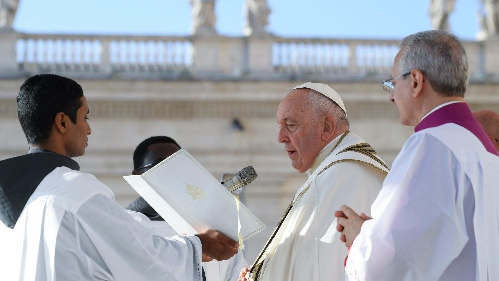 Papa Francisco: “Uma Igreja unida e fraterna, que escuta e dialoga”