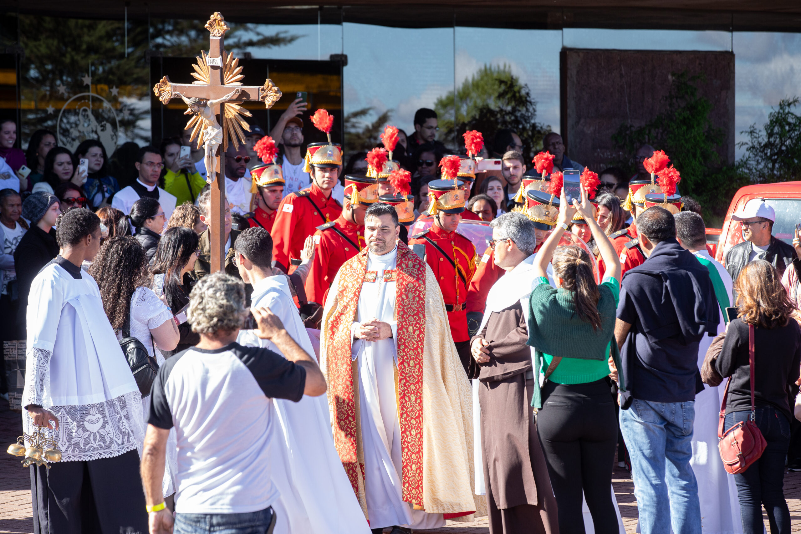 [Galeria de fotos] Relíquias de Santa Teresinha no Santuário da Mãe Piedade