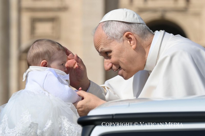 “A Igreja encontra seu fundamento nos Apóstolos, escolhidos por Cristo”