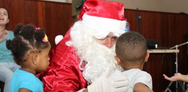 Tradicional Natal Solidário é realizado na Paróquia Nossa Senhora das Graças e Medalha Milagrosa