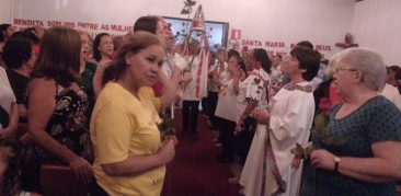 Paróquia celebra novena de Nossa Senhora Aparecida no bairro Jardim Alvorada