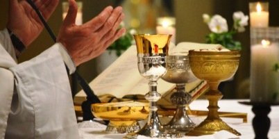 [Artigo] Liturgia – Um acontecimento Pascoal – Neuza Silveira 