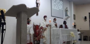 Dom Júlio preside Abertura do Tríduo Pascal