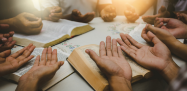 [Artigo] Jesus é a Palavra – Sacramento do Pai – Neuza Silveira 