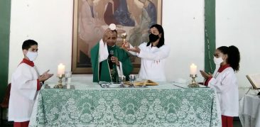 Comunidade Santíssima Trindade celebra a conclusão de mais uma etapa das obras