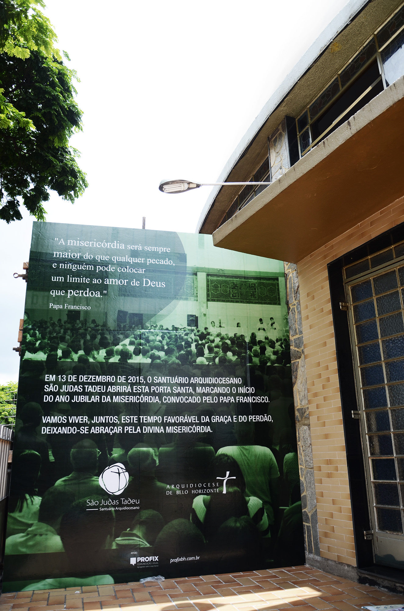 Abertura da Porta Santa no Santuário marca início do Ano da Misericórida