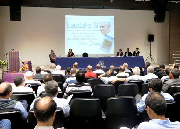 Clero da Arquidiocese de BH refletem sobre a V Assembleia do Povo de Deus e 21ª Conferência do Clima