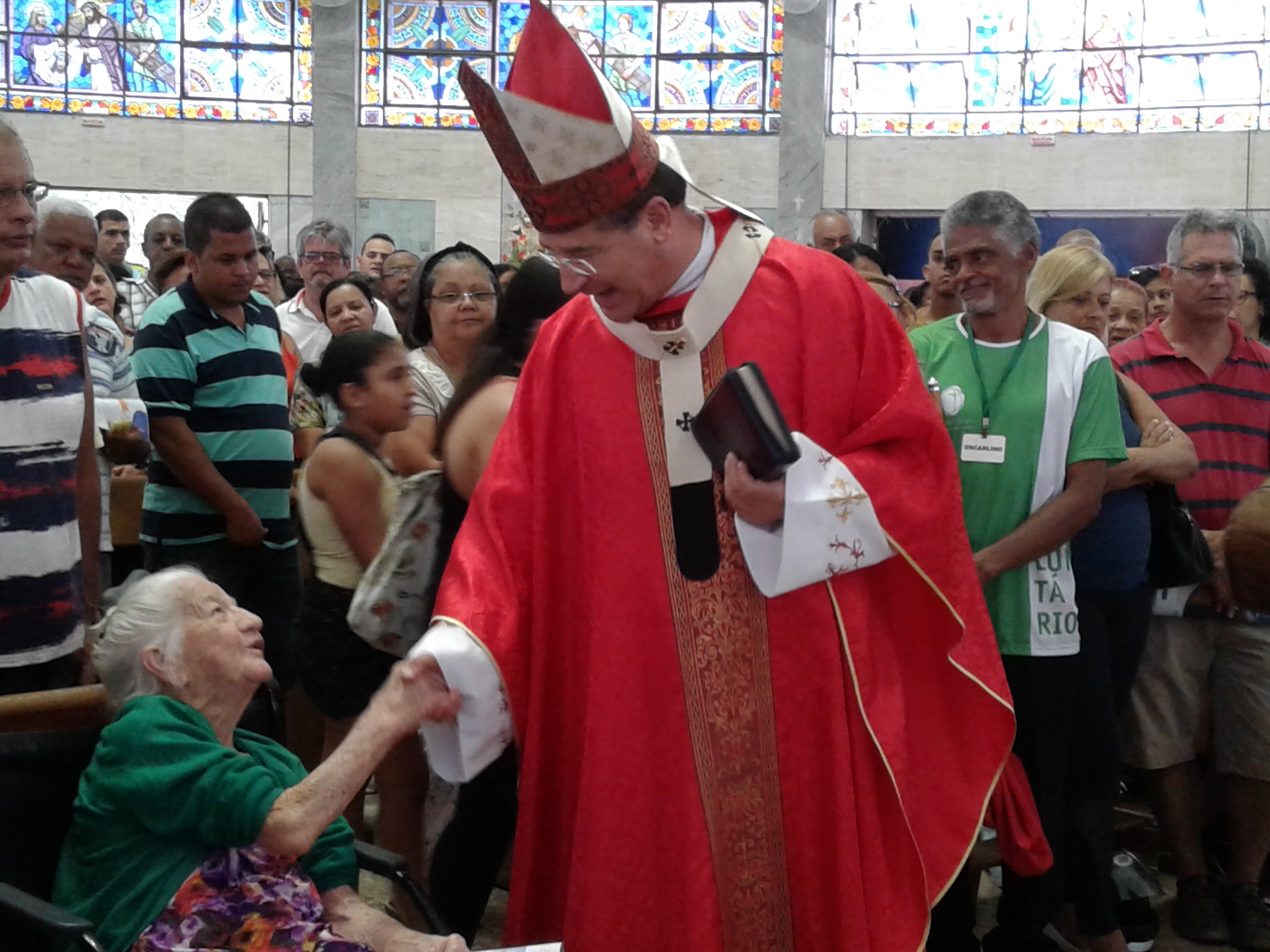 DOM WALMOR PRESIDE MISSA DOS ENFERMOS NO SANTUÁRIO