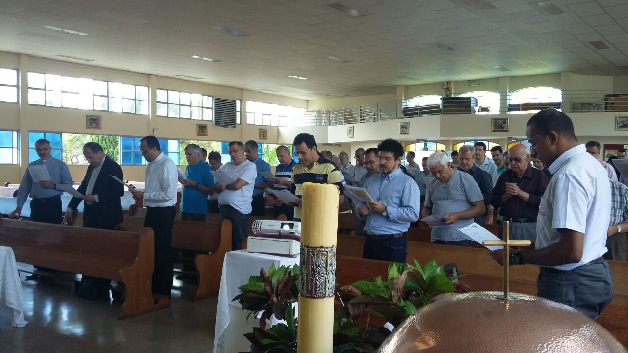 ASSEMBLEIA GERAL DO CLERO DA RENSP REFLETE SOBRE PLANO PASTORAL