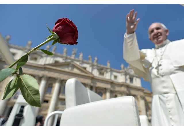 Papa Francisco: “ser cristãos significa não começar pela morte, mas pelo amor de Deus por nós”