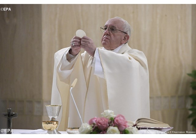 Papa Francisco: “O Espírito é o dom de Deus, nosso Pai, que sempre nos surpreende”