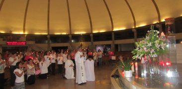 SANTUÁRIO RECEBE NOSSA SENHORA APARECIDA