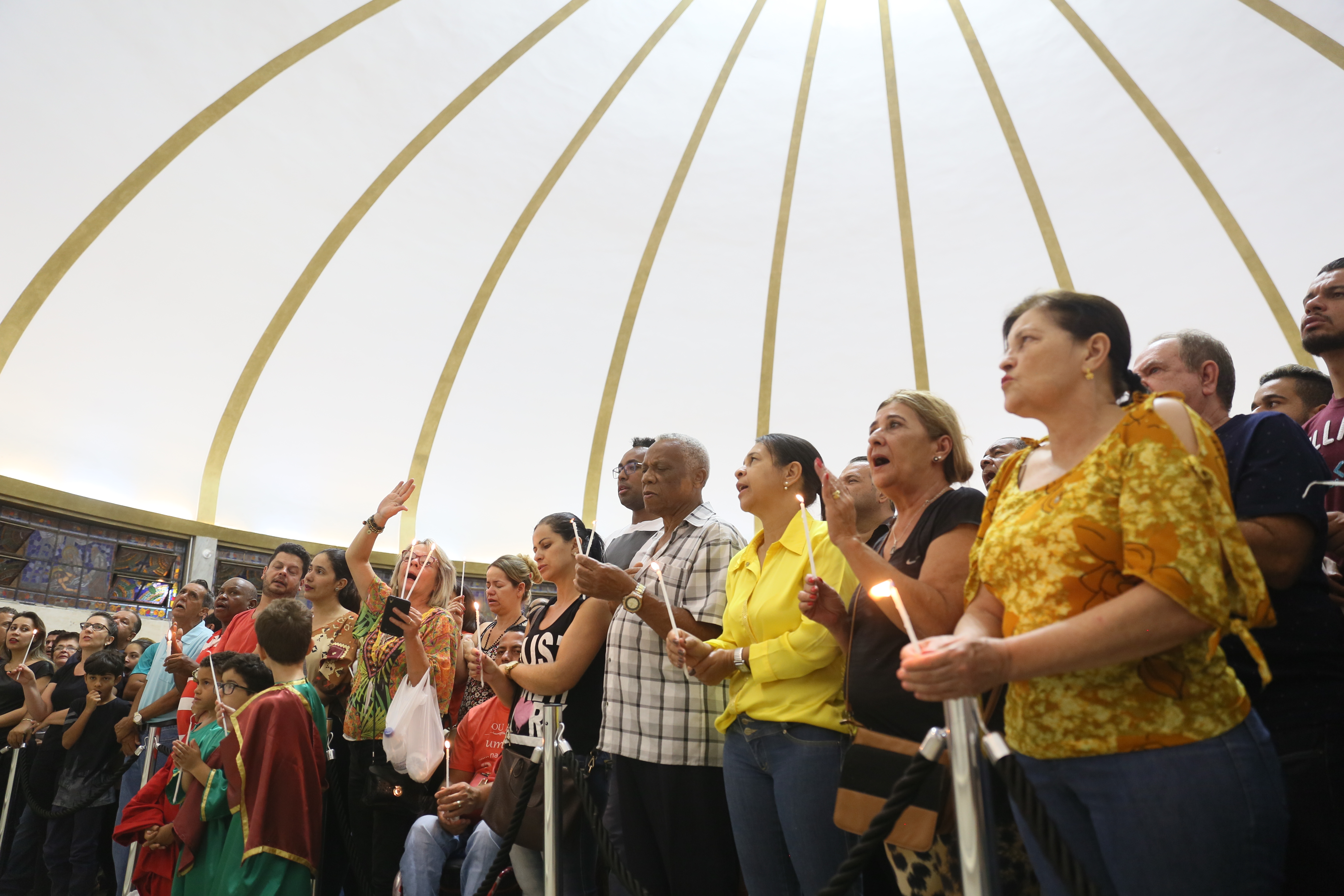 DIA DE SÃO JUDAS TADEU REÚNE MILHARES DE FIÉIS NO SANTUÁRIO