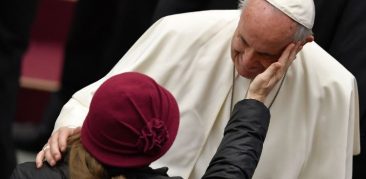 Dez coisas que o Papa Francisco propõe às mulheres