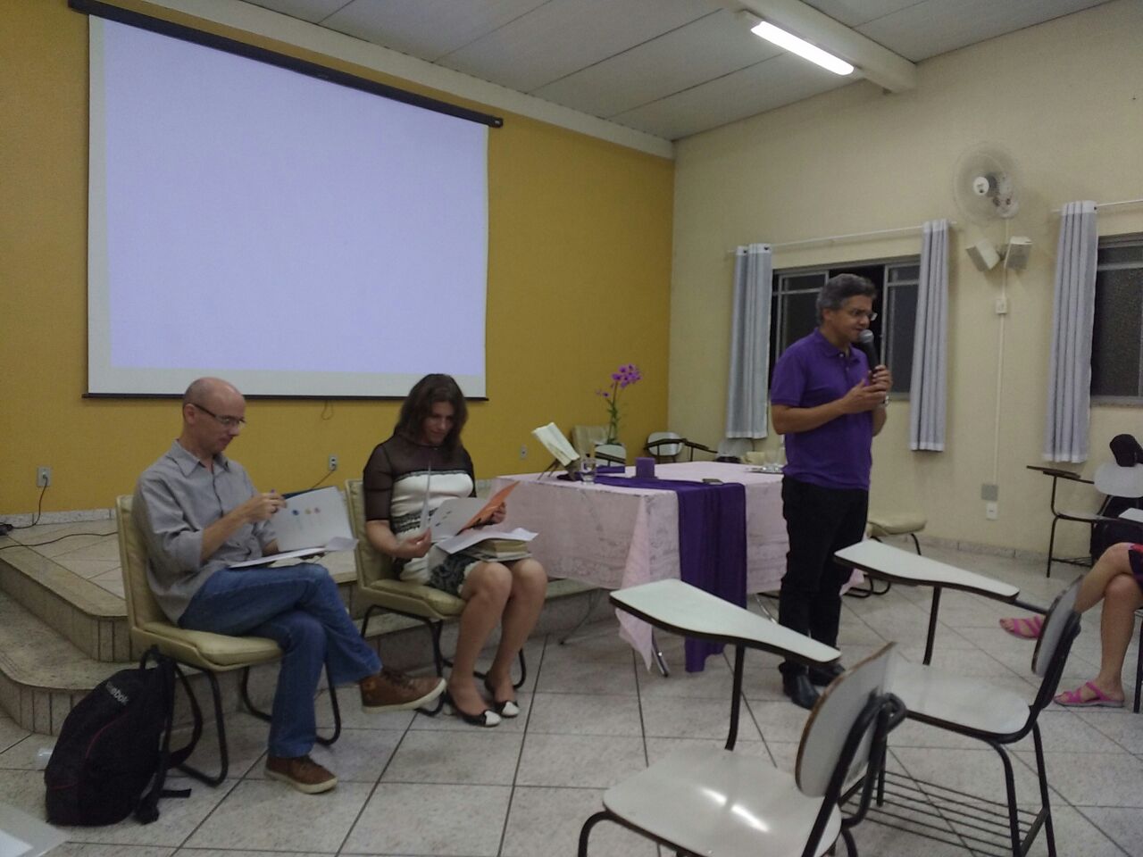 “Fraternidade e a superação da violência” é debatida no ciclo de palestra Pensando Diversamente