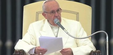 Papa Francisco: “Violência jamais leva à paz”