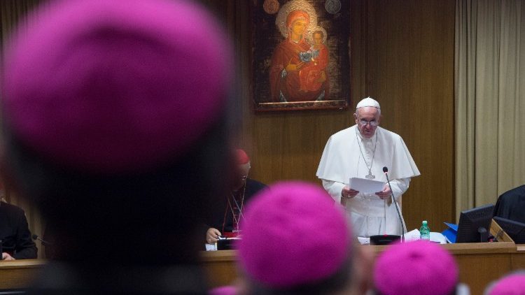 Novo documento do Papa: Sínodo dos bispos a serviço do Povo de Deus