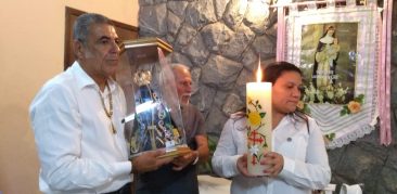 Comunidade Santa Rosa de Lima celebra oitavo dia da novena