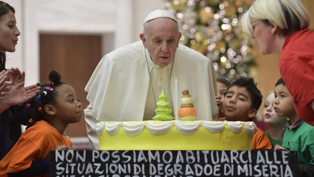 Papa Francisco completa 82 anos