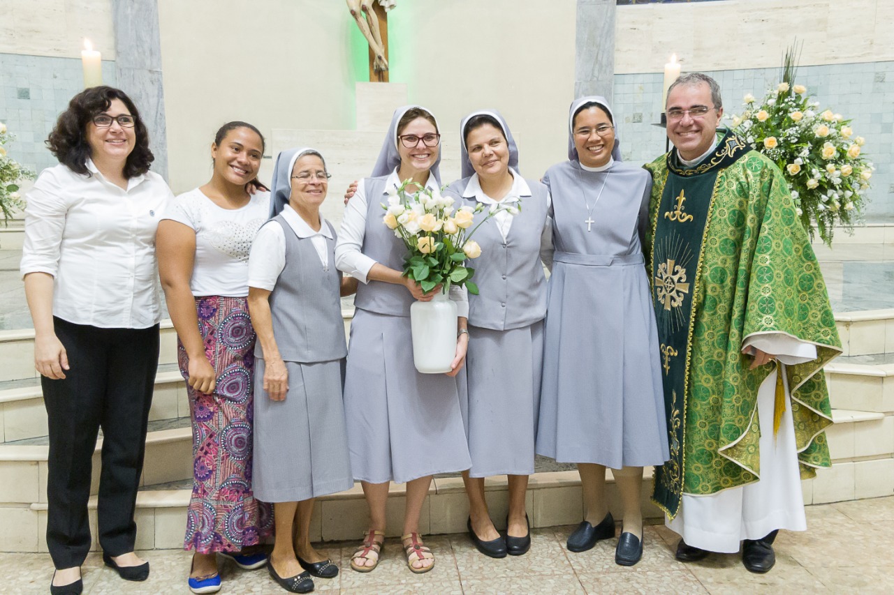 Comunidade do Santuário celebra o envio de Irmã Isabela para nova missão